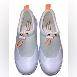 Hunter mesh slip ons wmns sz 8